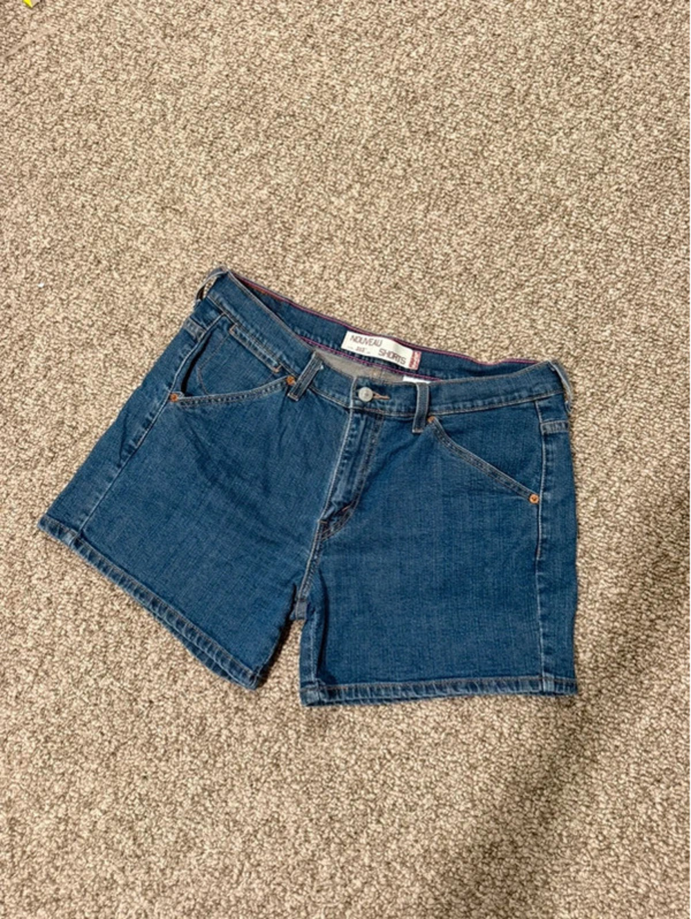 Levi’s 515 Nouveau stretch denim shorts size 12